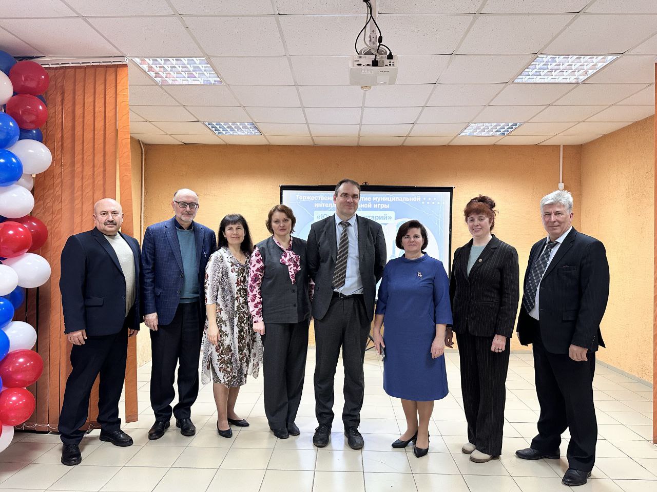 Преподаватели кафедры в составе жюри X Городской интеллектуальной игры «Юный гуманитарий»